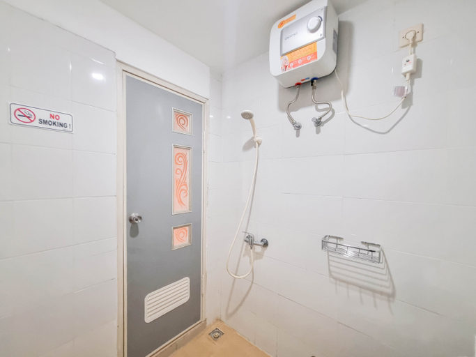 Bathroom 5, Comfy and Homey Studio at Vivo Apartment By Travelio, Sleman