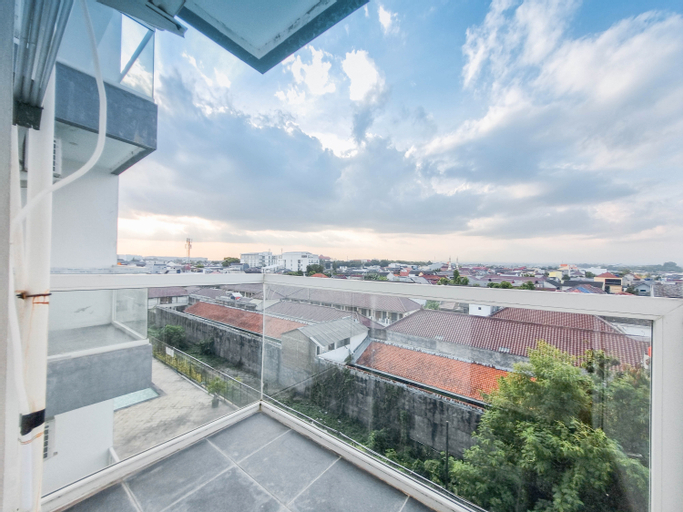 Exterior & Views 5, Comfy and Homey Studio at Vivo Apartment By Travelio, Sleman