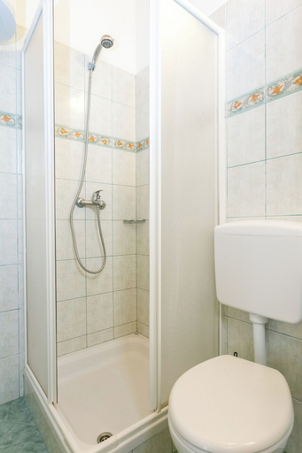 Bathroom 2, Pansion Alen-Dugi otok, Sali