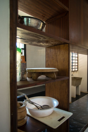 Bathroom 5, Bahari Dhow Beach Villas, Msambweni