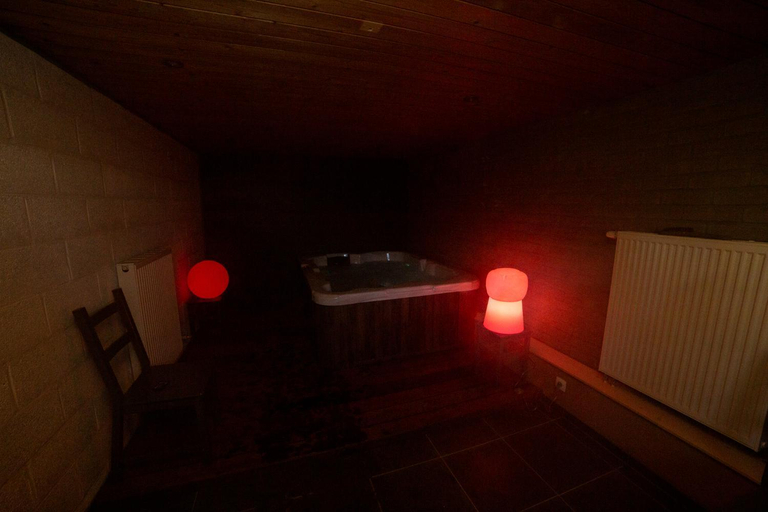 Others 2, La Chambre Du Pelerin, Namur