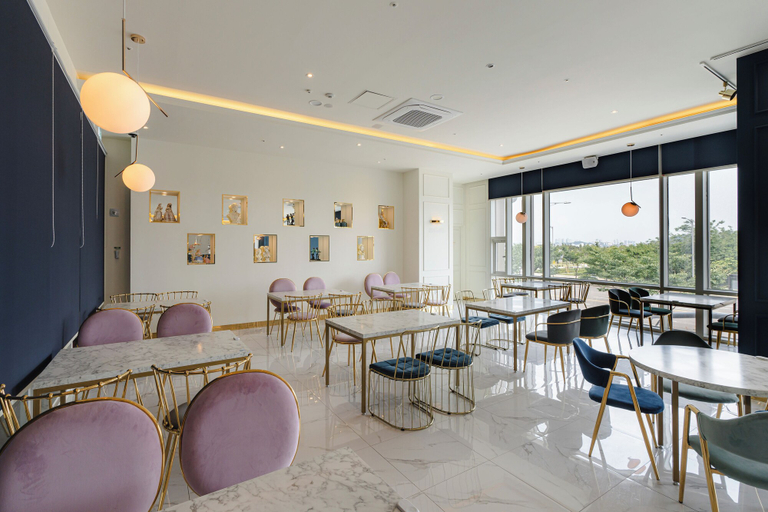 Food & Drinks 4, SR Hotel Yeongjong, Jung