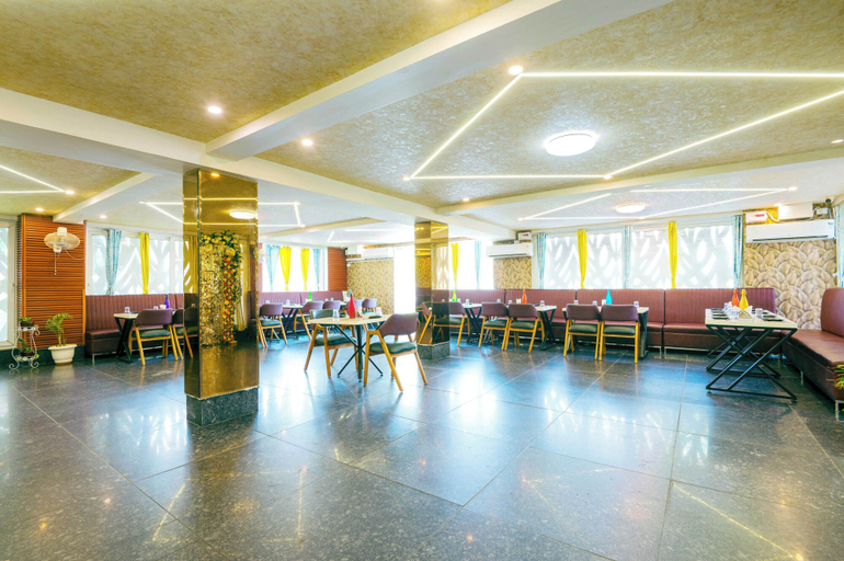 Others 3, Treebo Sunny Feast, Gautam Buddha Nagar