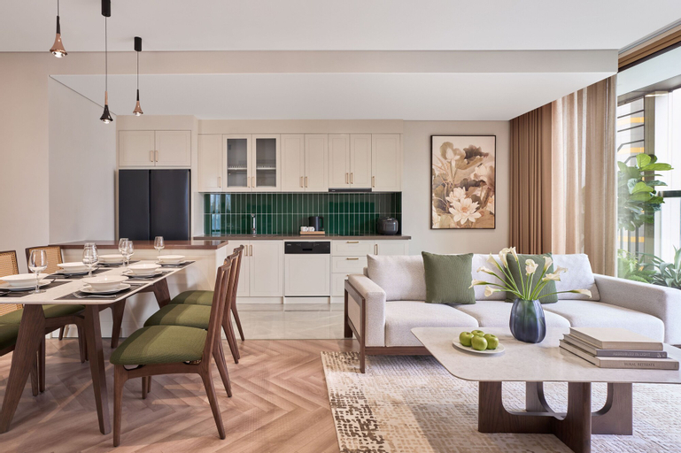 Dining Room 4