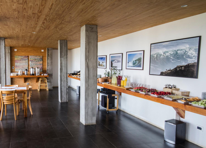 Food & Drinks 5, Lodge del Mar, Cardenal Caro