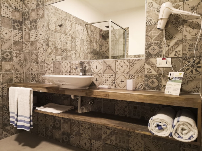 Bathroom 4, HOTEL SOBRADO
