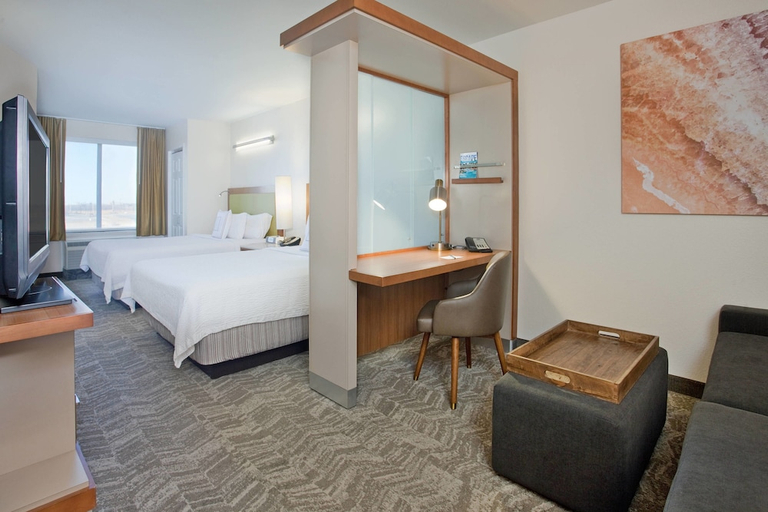 Bedroom 2, SpringHill Suites by Marriott Wichita East at Plazzio, Sedgwick