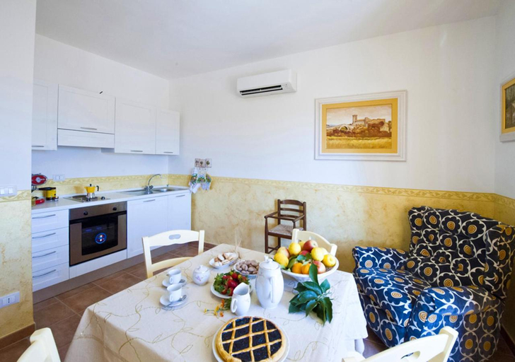 Dining Room 16