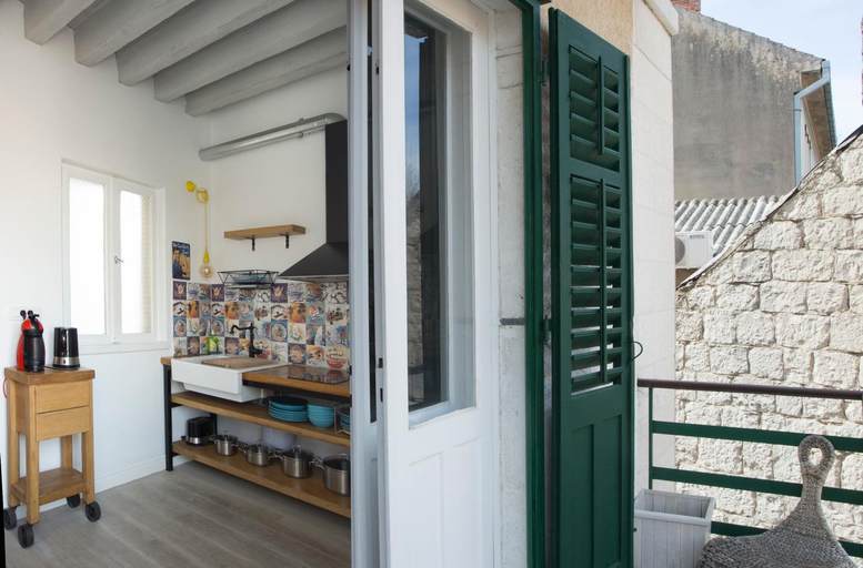 Others 3, Stylish Theatre Apartments, Split