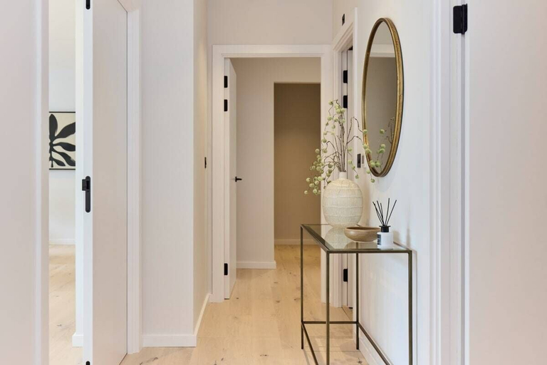 Others 5, The Brondesbury Place - Bright 2bdr Flat With Balcony + Parking, London