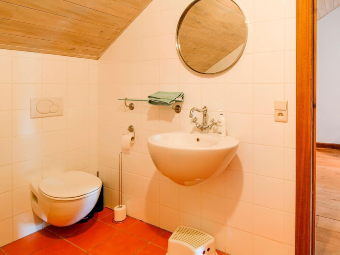 Bathroom 3, Splendid Villa in Vorsen, Limburg