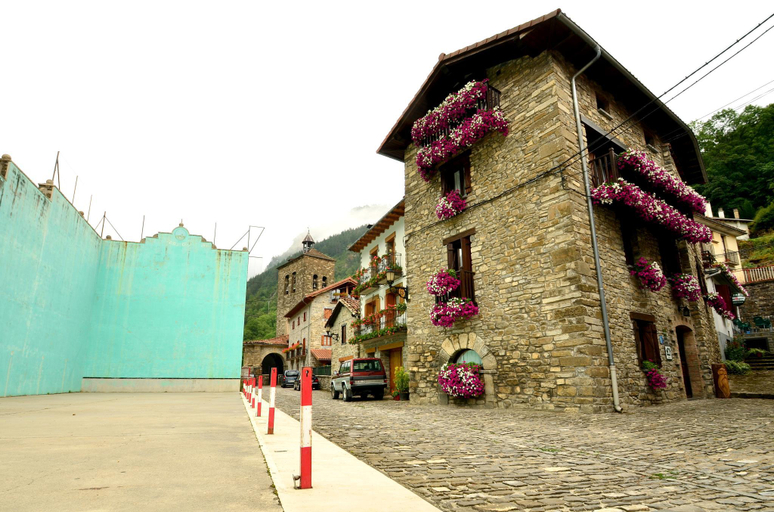 Exterior & Views, Bed Argonz Etxea, Navarra