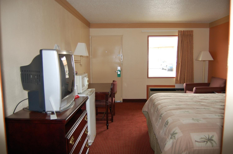 Others 4, Executive Inn and Suites Springdale, Washington