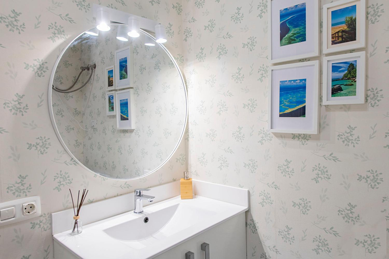 Bathroom 3, Blue Sunset, Santa Cruz de Tenerife