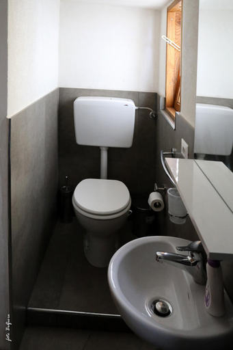 Bathroom 3, San Nicolò Holiday home, Messina