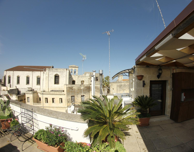 Others 2, B&B Corte Barocca, Lecce