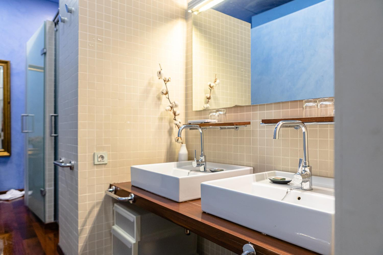 Bathroom 4, Ca La Maria Bed and Breakfast Barcelona, Barcelona