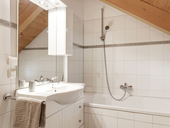 Bathroom 4, Delightful Chalet in Stadl an der Mur Styria near Ski Area, Murau