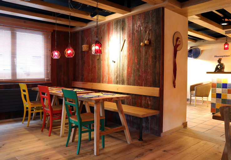 Food & Drinks 3, Hotel Cinema 8, Kulm
