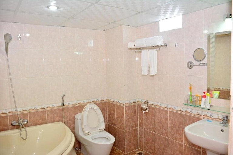 Bathroom 6