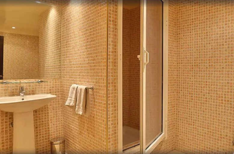 Bathroom, Red Hotel Marrakech, Marrakech