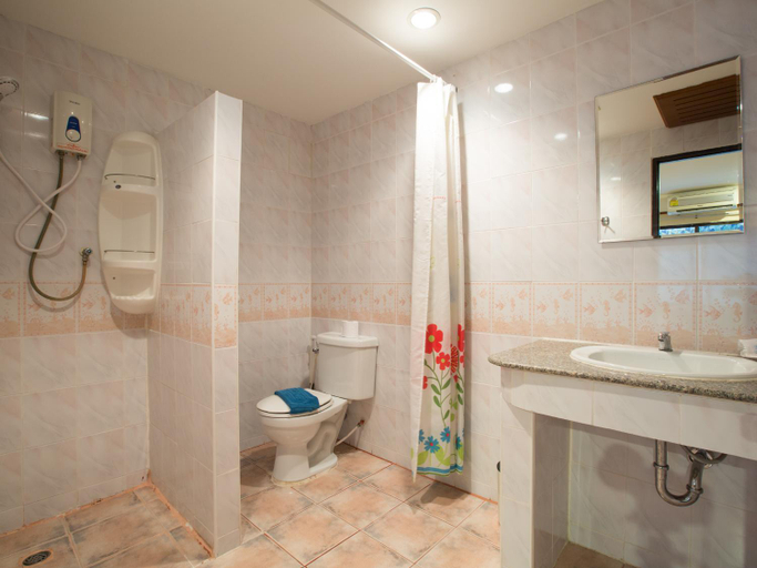 Bathroom 3, Stefan's Guesthouse, Pattaya