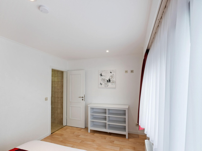 Bedroom 3, Cosy Apartment in Waimes near Lake, Liège