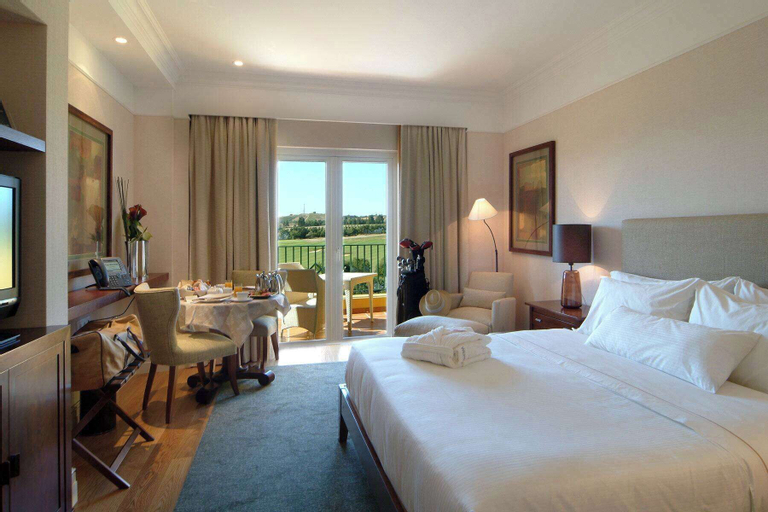 Bedroom 12