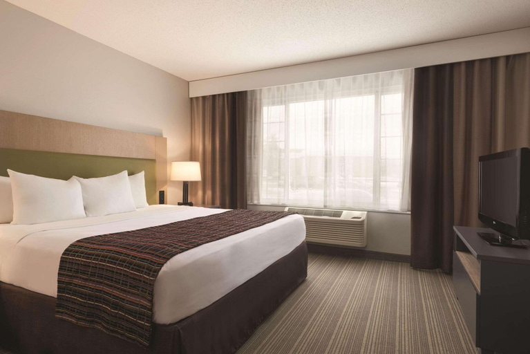 Bedroom 5, Country Inn & Suites by Radisson, Grand Rapids, MN, Itasca