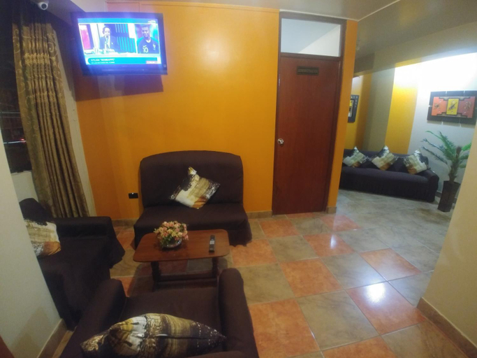 Shared lounge/TV area 5, Starlight Inn, Pisco