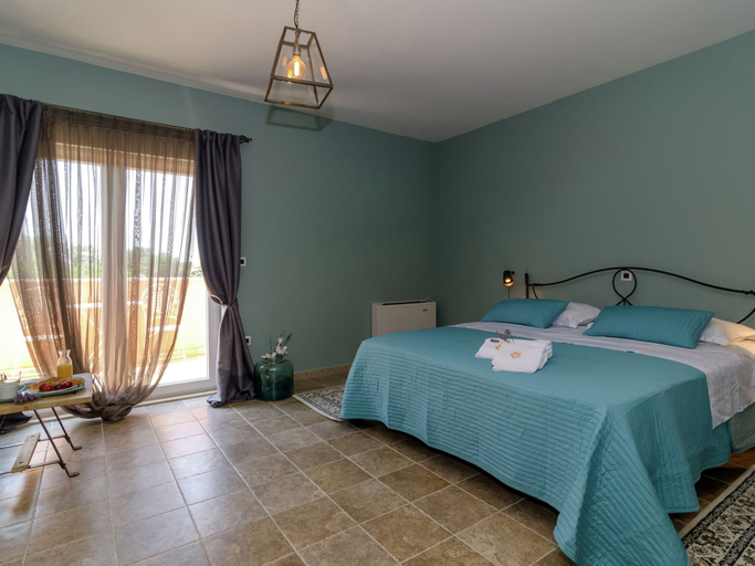 Bedroom 3, Villa in Skabrnje With Swimming Pool, Škabrnja