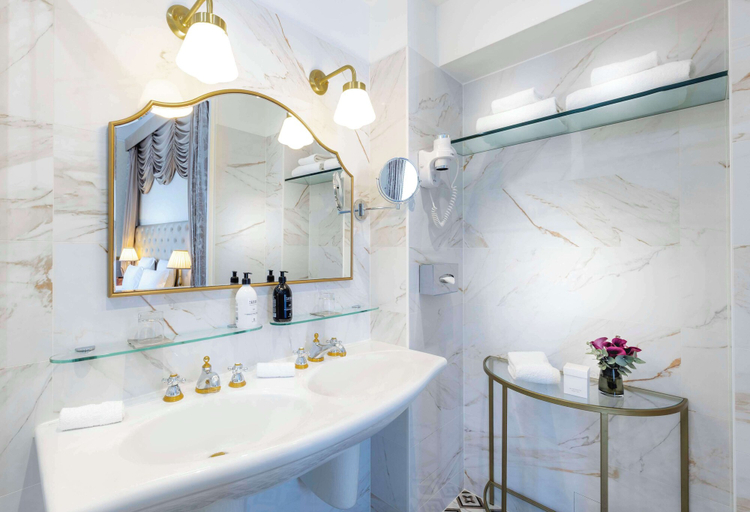 Bathroom 3, Hôtel Claridge, Paris