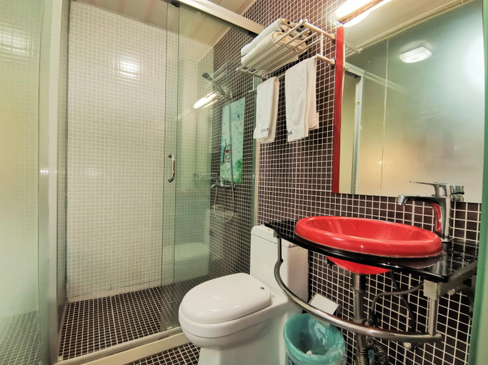 Bathroom 4, Shaoxing Luxun Native Place International Youth Hostel, Shaoxing