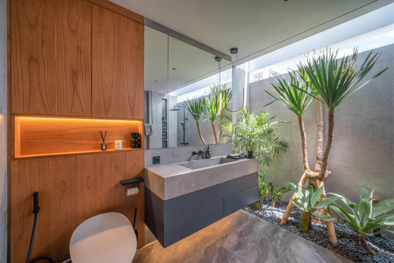 Bathroom 2, Beyond The Palms : Impressive Brand New 4BR Canggu Villa with Jacuzzi, Badung