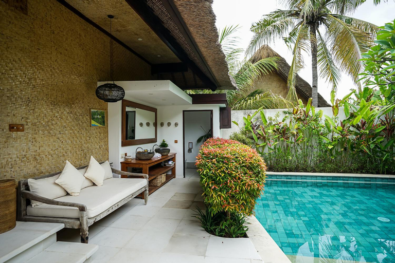 Swimming Pool 10