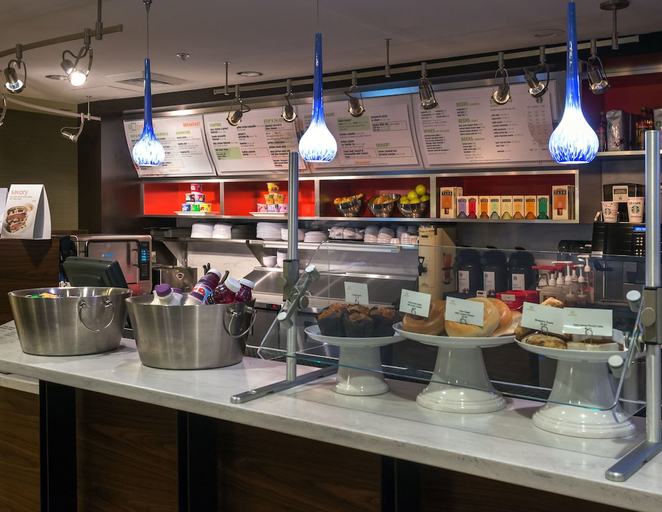 Food & Drinks 4, Courtyard By Marriott Winston-Salem Hanes Mall, Forsyth