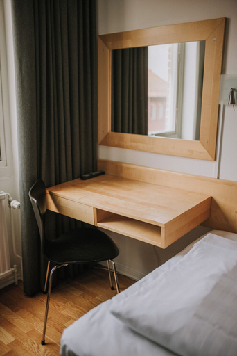 Bedroom 3, Comfort Hotel Jazz, Borås