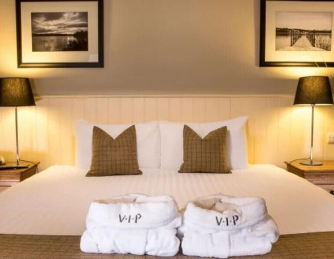 Bedroom, Lochside Lodge Retreat - Stunning Lakeside Escape, Argyll and Bute