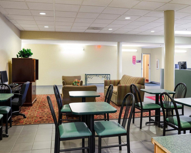 Food & Drinks 5, Econo Lodge Yazoo City, Yazoo