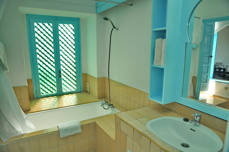 Bathroom, Residence Igoudar, Agadir-Ida ou Tanane