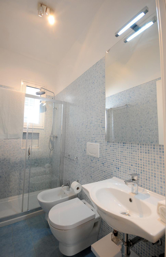 Bathroom 3, Residence Le Torri - Baia Verde Gallipoli, Lecce