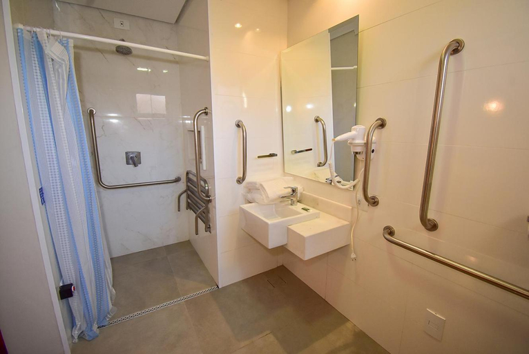 Bathroom 3, Hotel Villa Santo Agostinho, Bragança Paulista