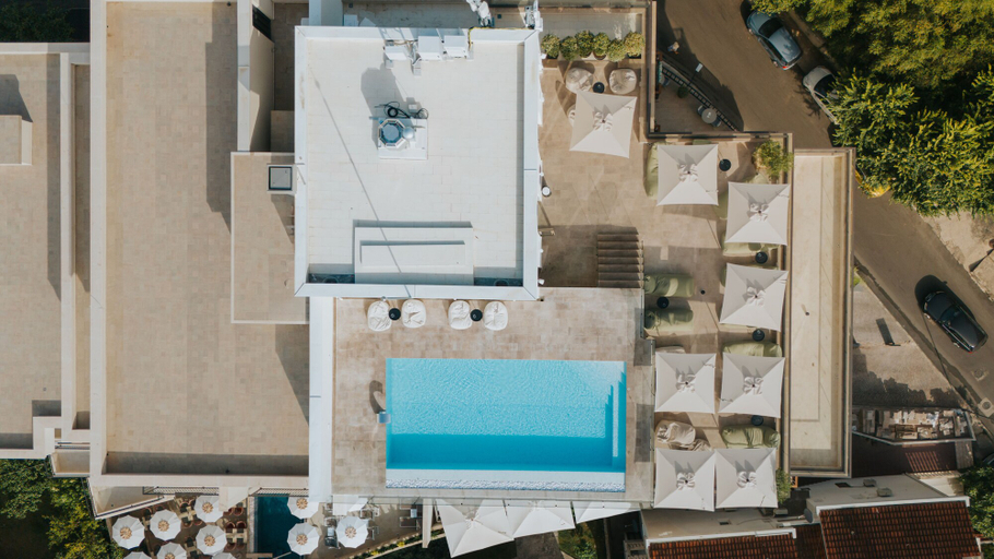 Exterior & Views 2, Infinity Hotel & More