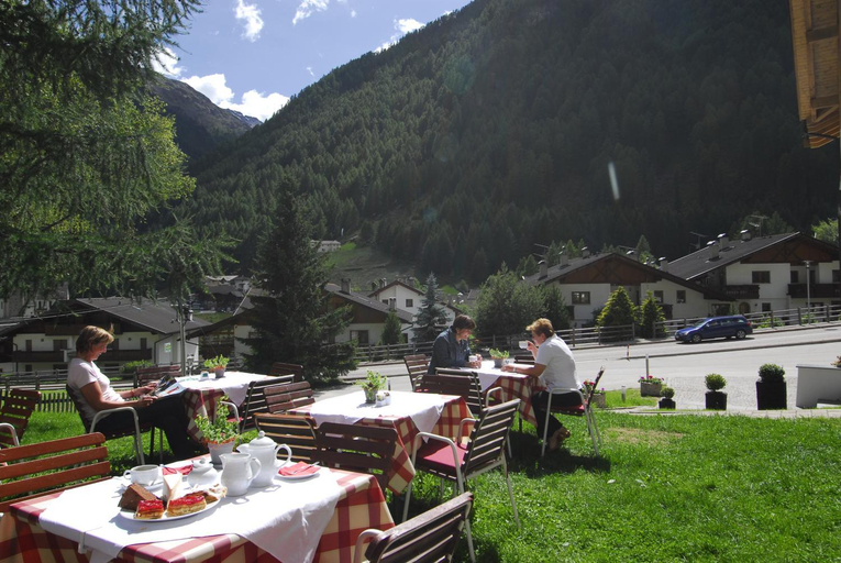 Food & Drinks 4, Residence Remi, Bolzano