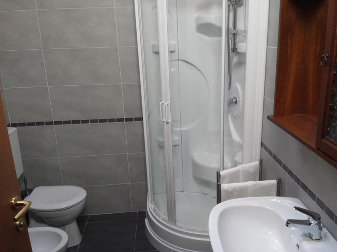 Bathroom 3, Farmstay Alloggio Cort di Branc, Udine