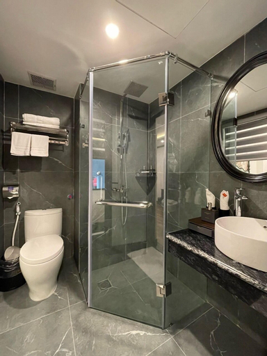 Bathroom 3