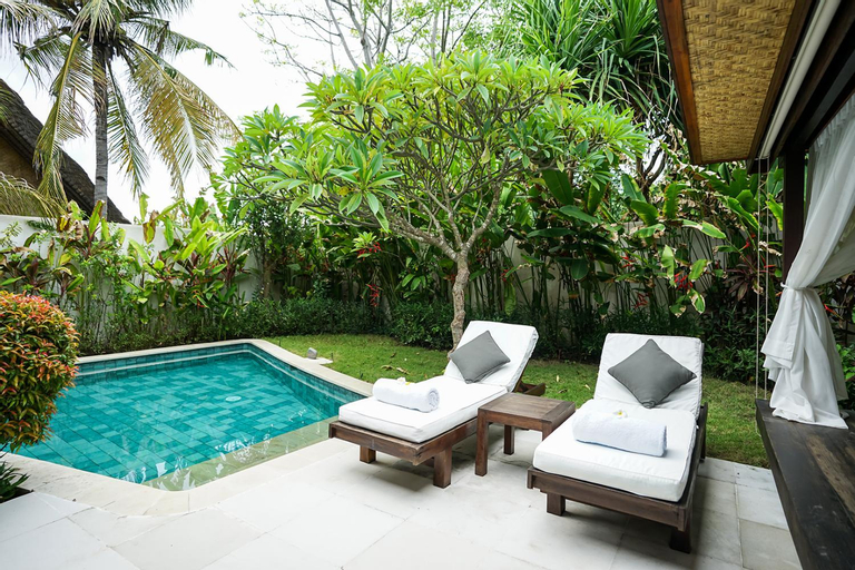 Swimming Pool 7