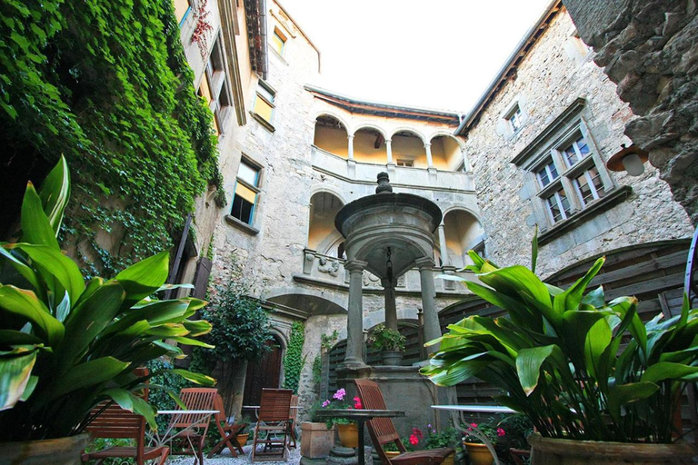 Others 3, Hotel d'Alibert, Aude