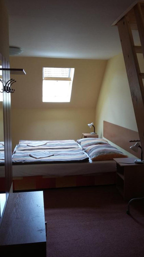 Others 4, Penzion Skalicek, Jindřichův Hradec