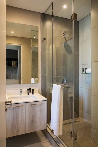 Bathroom 3, The Capital Trilogy, City of Tshwane